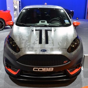 08-ford-fiesta-st-sema-2013-1.jpg